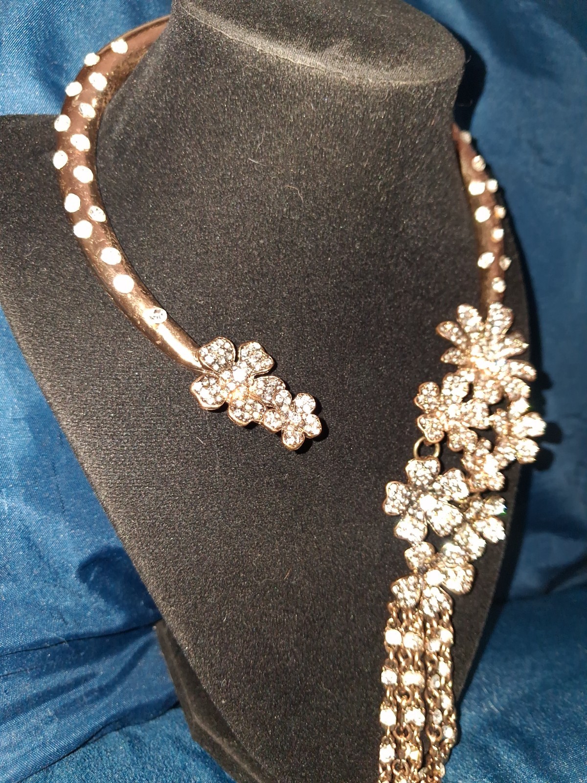 Gold Tone Crystal Rhinestone Flower Statement Bib Necklace White Round Prong Adj