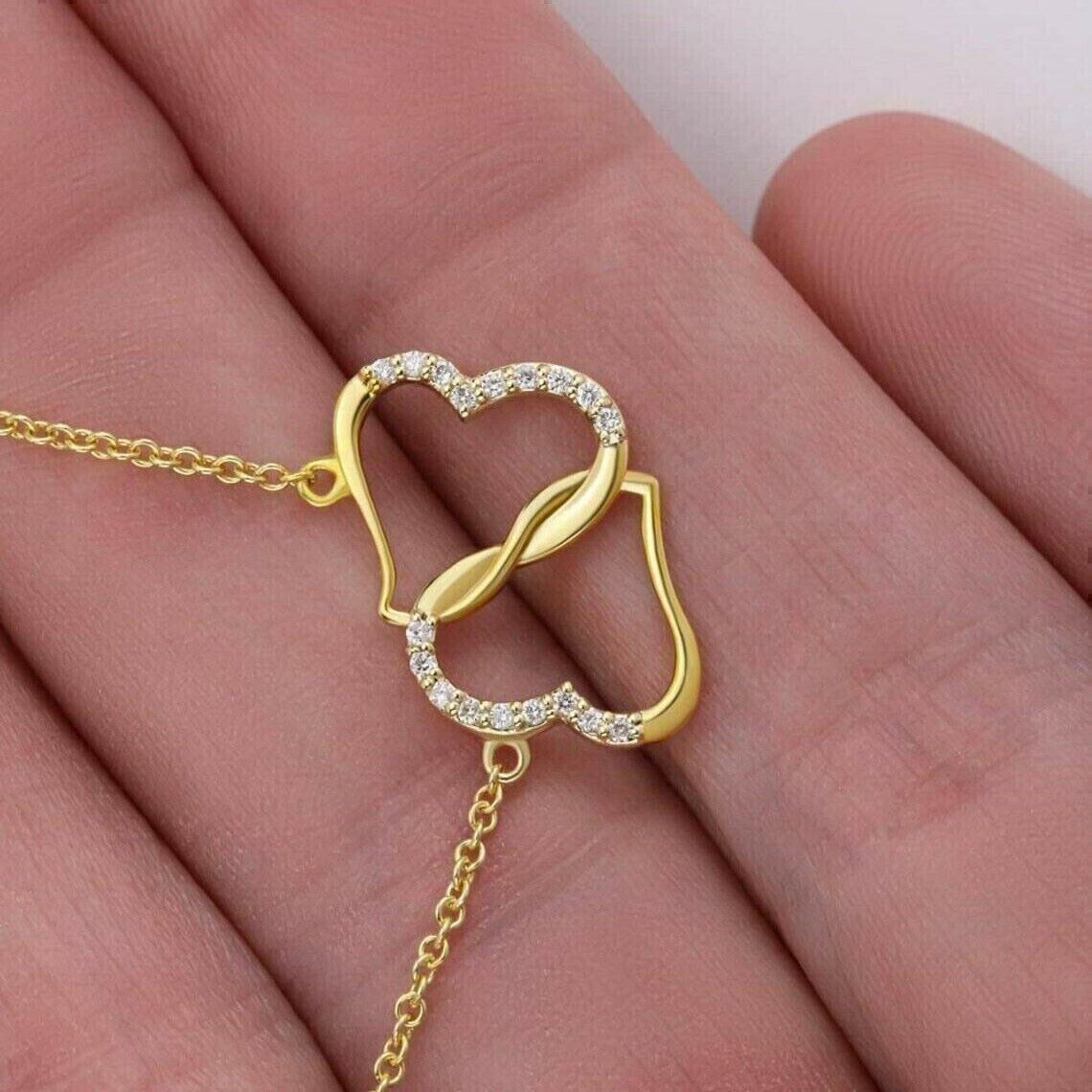 0.80Ct Round Cut Simulated Diamond Heart Shape Pendant In 14k Yellow Gold Plated