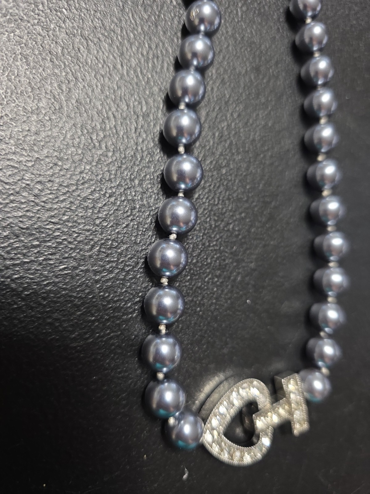Bloomingdales Hematite Pearl Necklace W/interlocking Rhinestone Studded Omega…