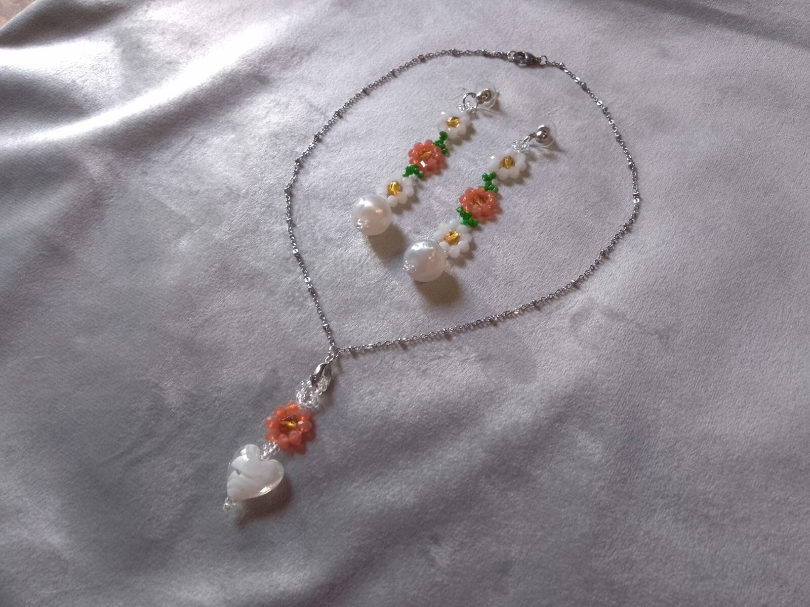 Crystal Heart Daisy Pendant Necklace Set Long Earrings With Pearl