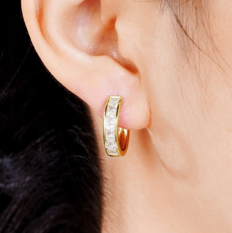 1Pair Princess CZ Hoop Earrings Elegant Women Geometric Jewelry – NEW