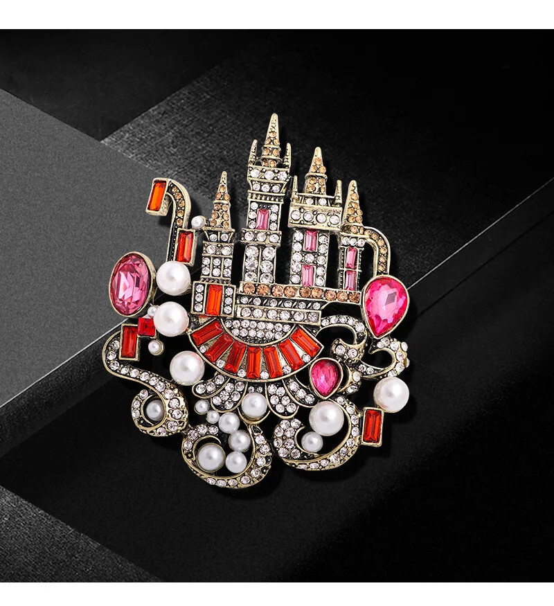 Vintage castle alloy rhinestone brooch colorful diamond crystal pearl Badge