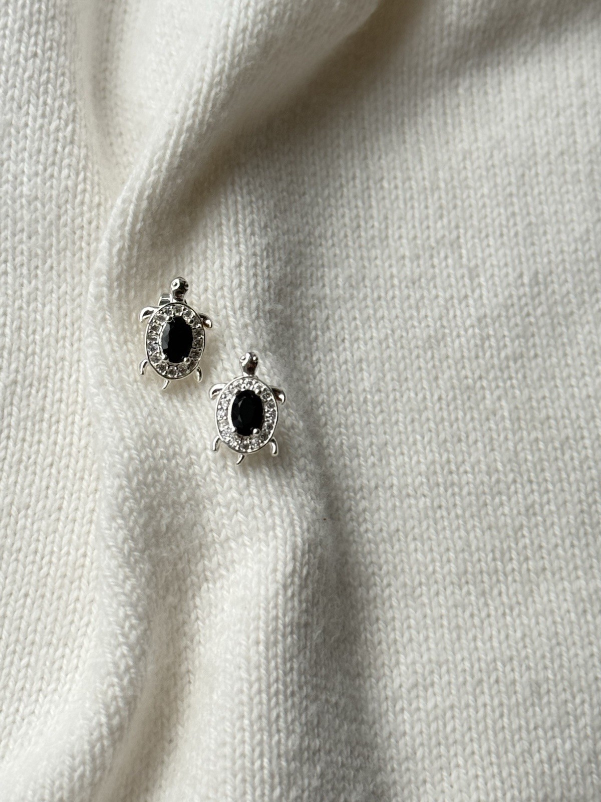 Silver Tone Turtle Stud Earrings with Black Oval Gemstone and Rhinestone