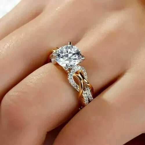Gorgeous Women’s Wedding Ring Round Cut Simulated Diamond 14k Yellow Gold Plated