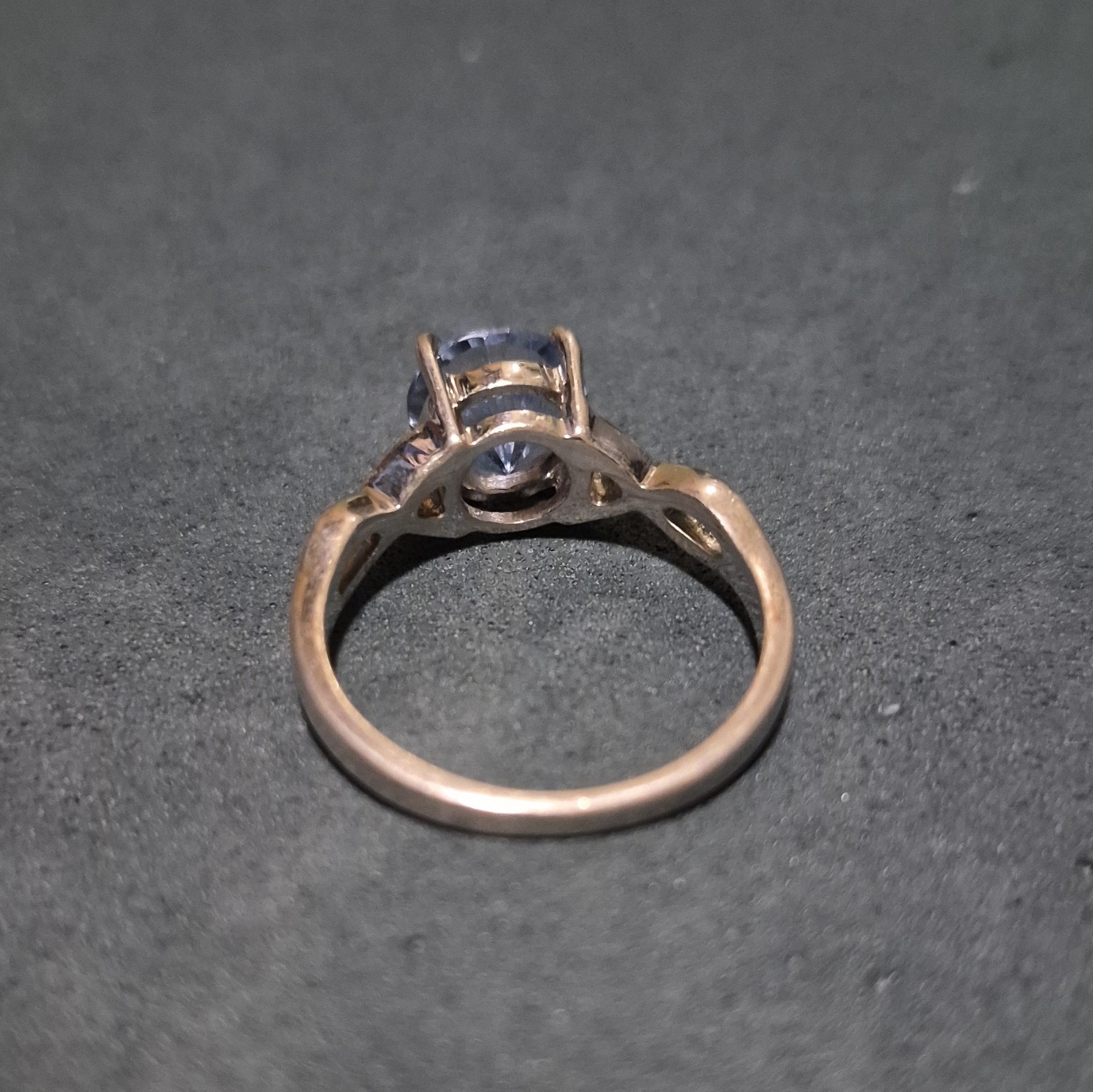 Gold-Tone Round Purple Solitaire Cocktail Ring Prong Set Single Stone