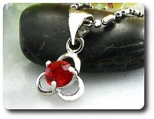 Pendant Ruby 0 5/32in Gold Plated White 18 K