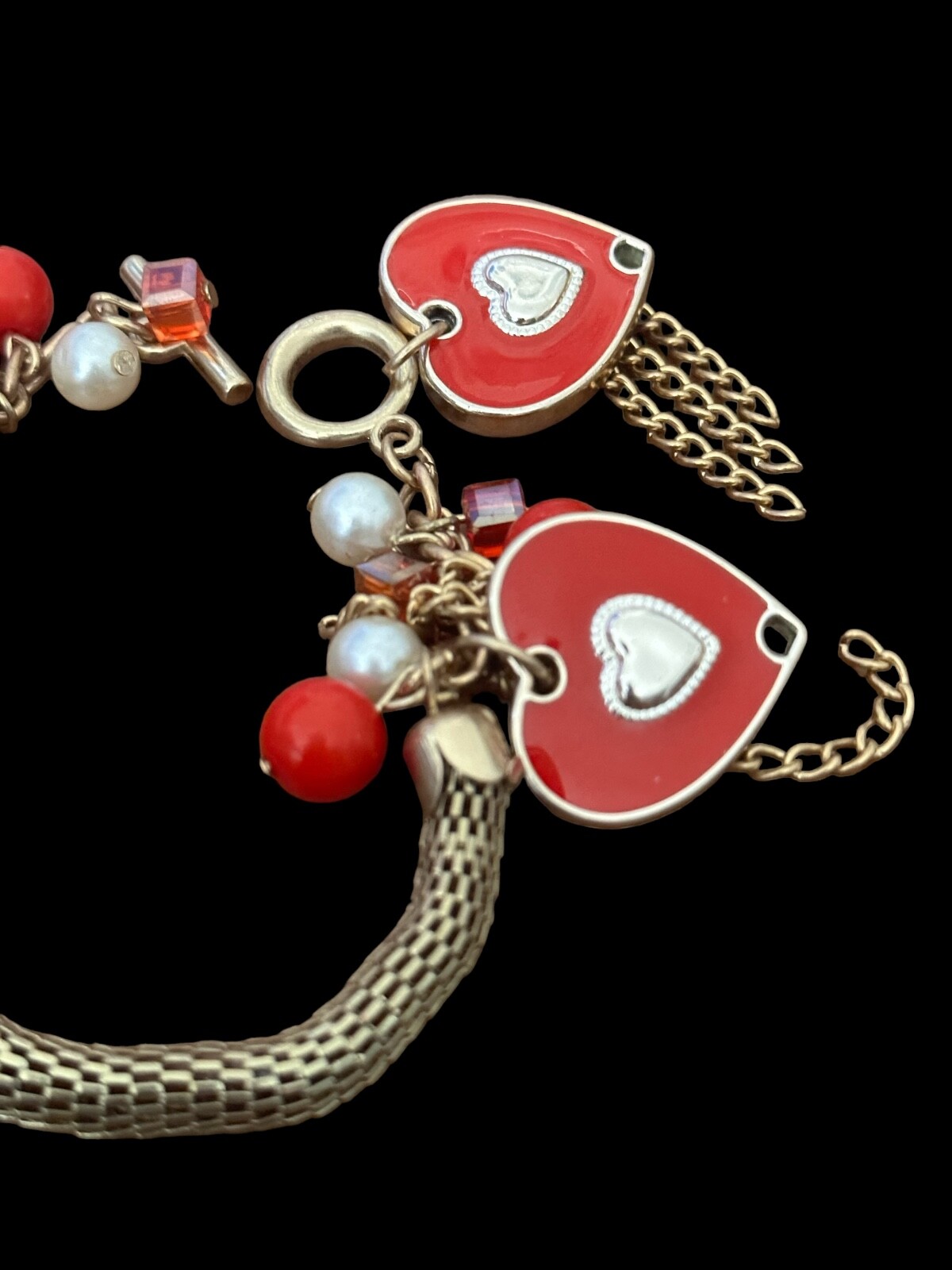 Fashion Toggle Bracelet- gold tone chain- red and silver herts- 8.5 in long