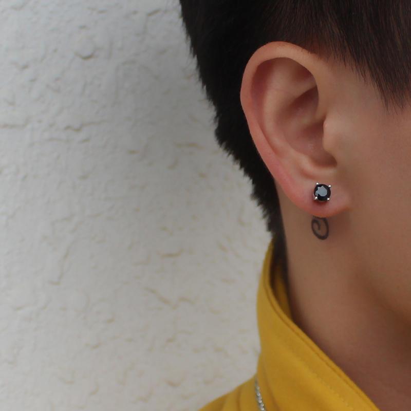 Gothic Hoop Earrings Titanium Steel Magnetic Stud Ear Plugs Womens Mens Jewelry