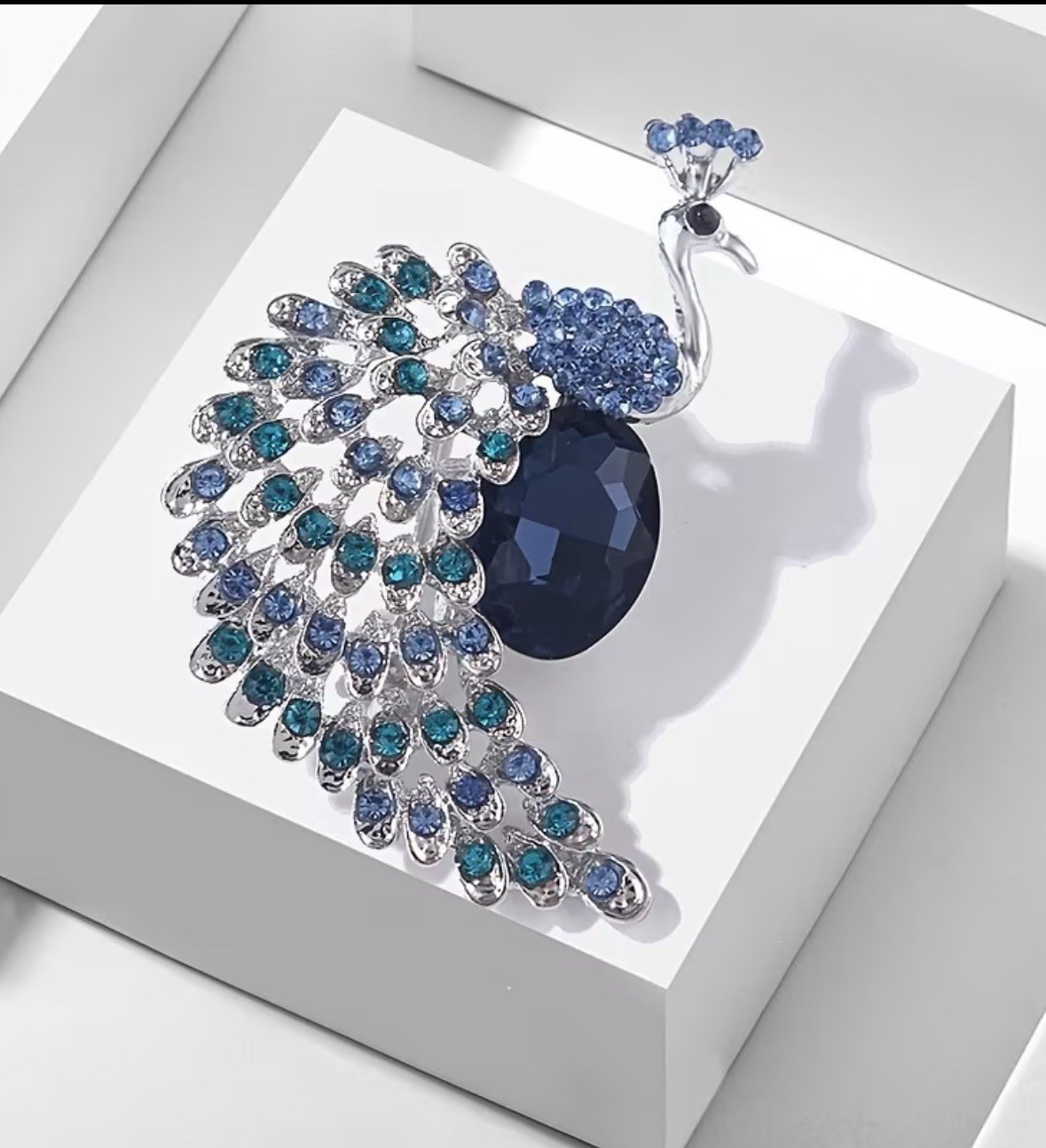 Blue Crystal Peacock Brooch Pin Rhinestone Bird Vintage Style Jewelry