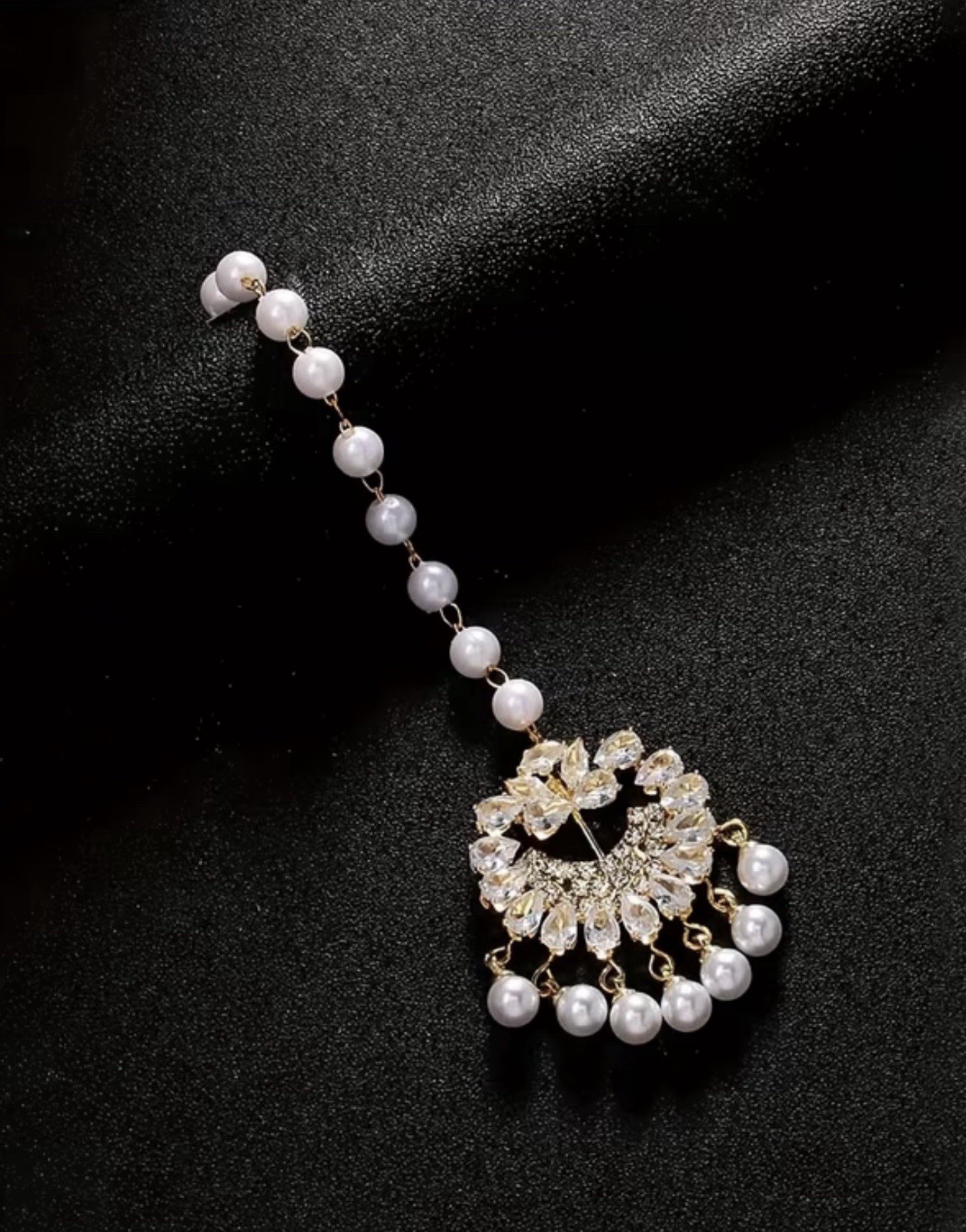 Women Traditional maang tikka Diamond And Pearls Tassels Lightweight Gold Plated