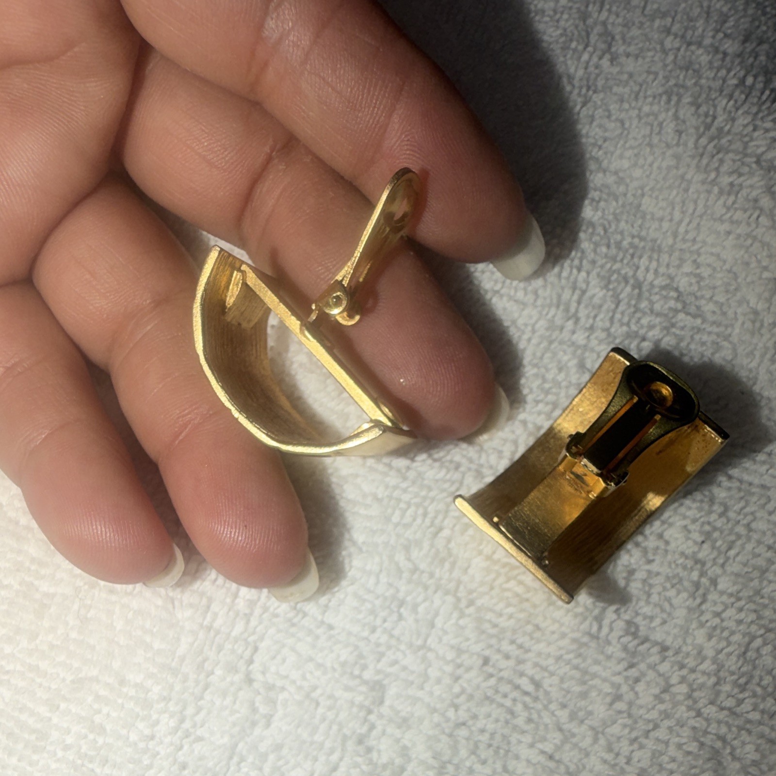 Gold Tone Metal Half Moon Clip-On Hoop Earrings Lobe No Stone