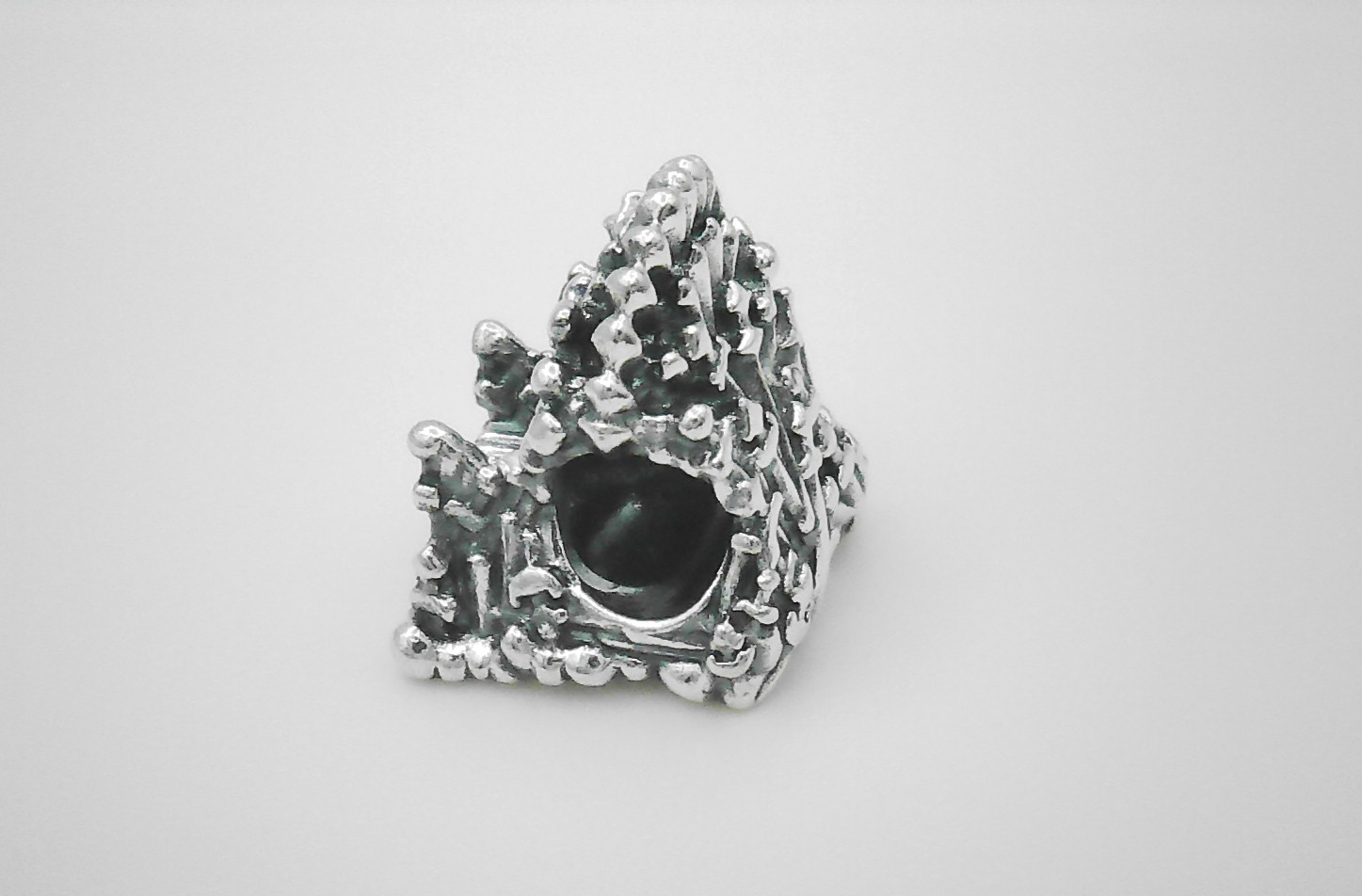 NEW! Authentic Pandora Game of Thrones Iron Throne Charm Green Crystal 792965C01