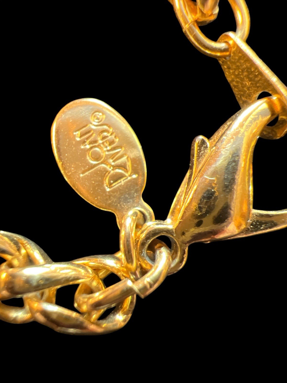 Classic Joan Rivers Brand Gold-Tone Wheat Chain 30 inches.