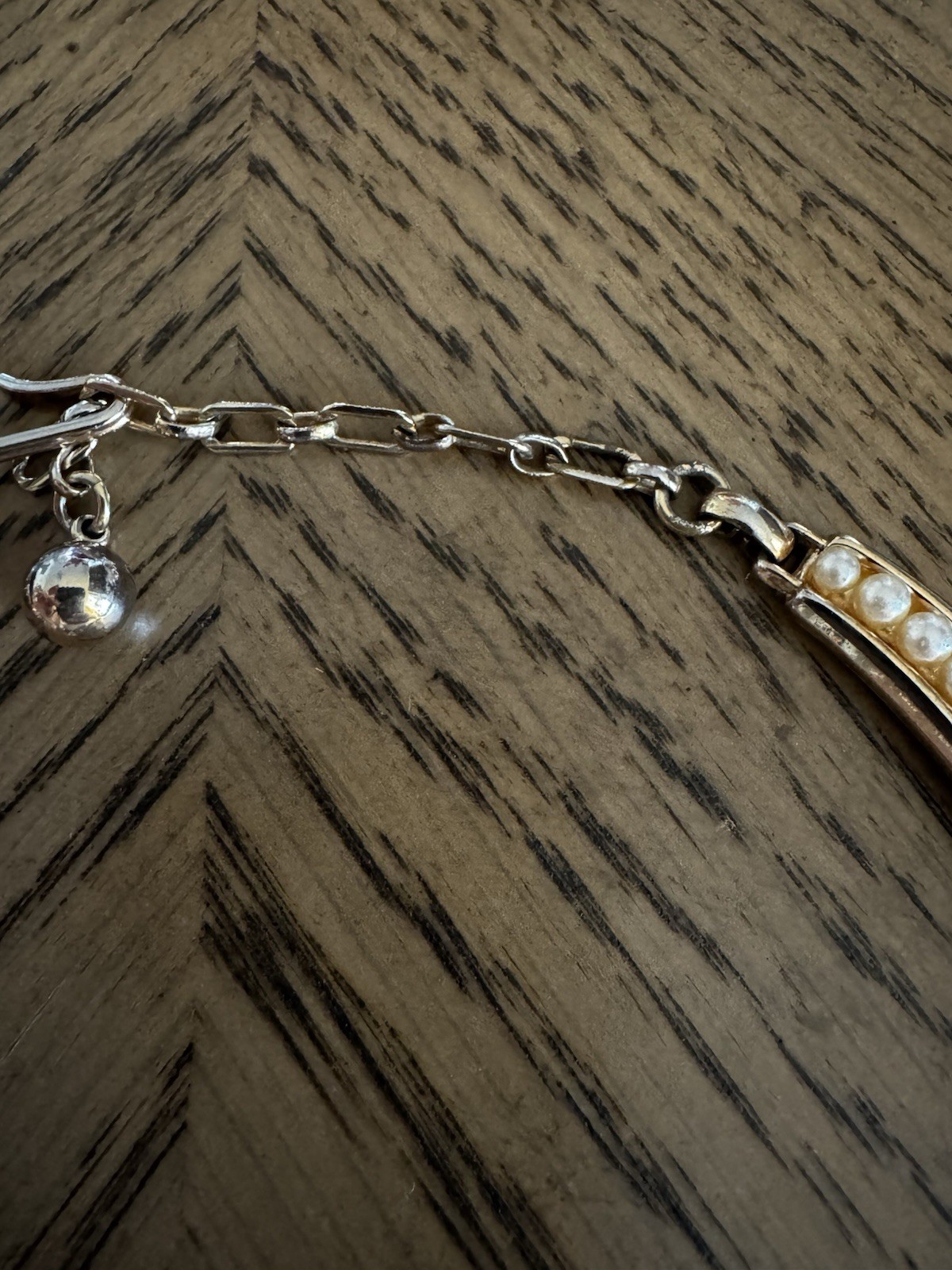 VTG Signed Trifari Gold Tone Faux Pearl Baguette Rhinestone Choker Necklace