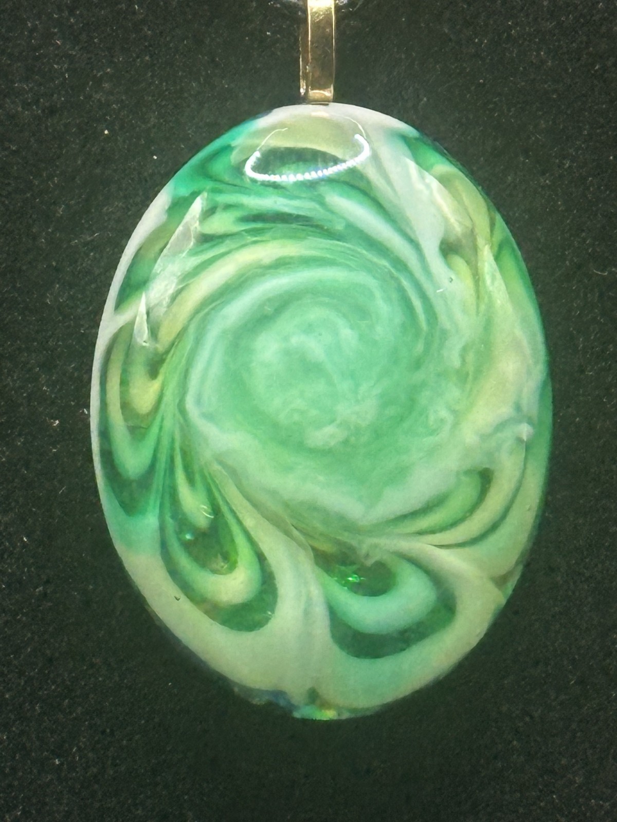 Green Multicolor Handmade Pendant Necklace (NSO0008)