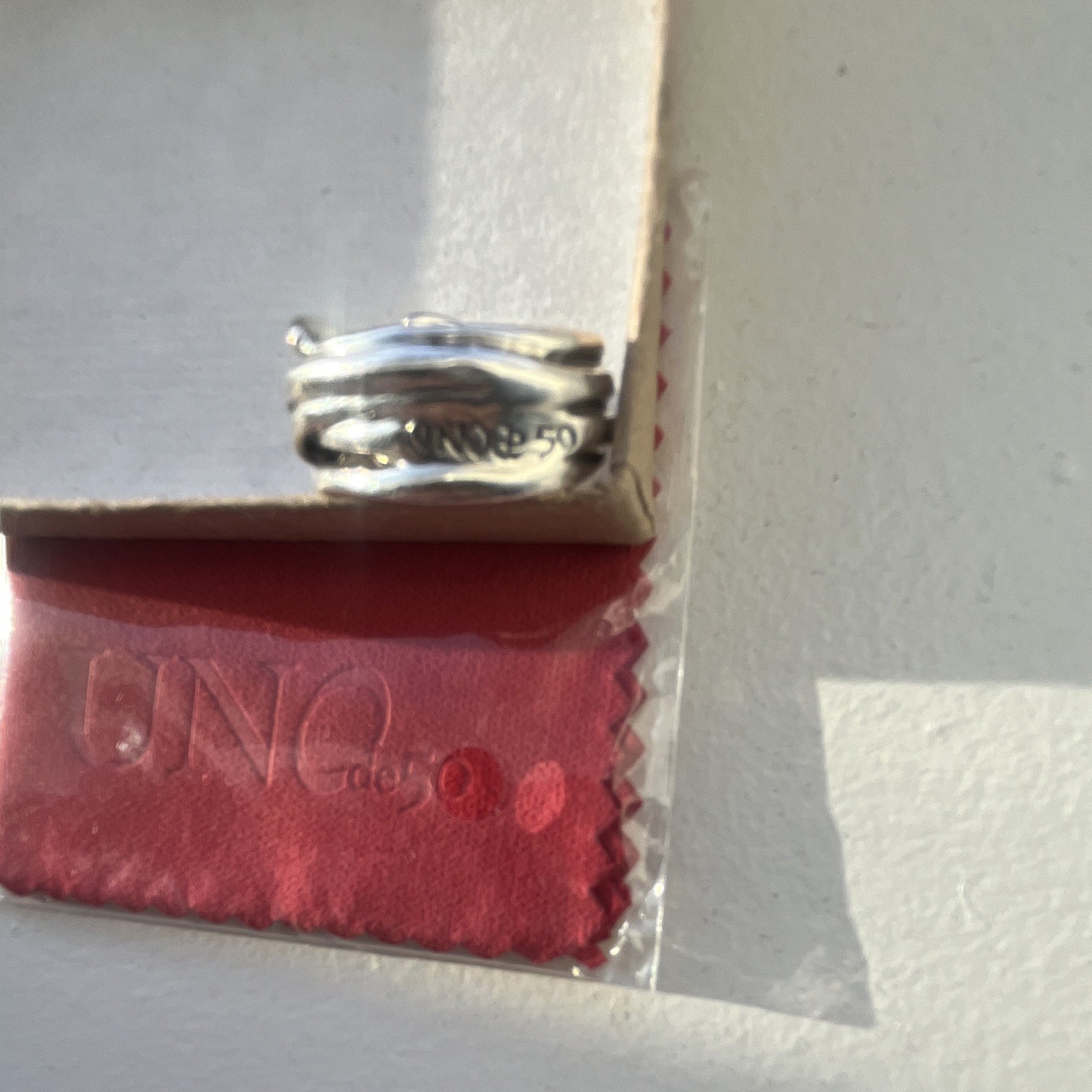 UNOde50 Signed Sterling Silver metal Band Ring Size 7.5