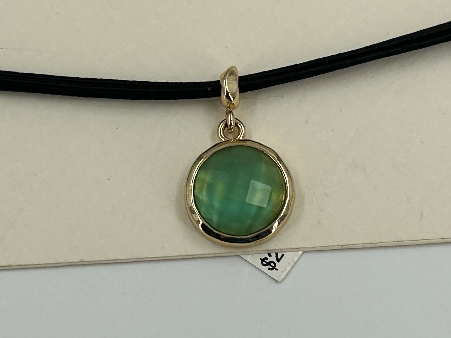 Dillard’s Green Round Pendant Choker Necklace Multi-Strand Black Cord