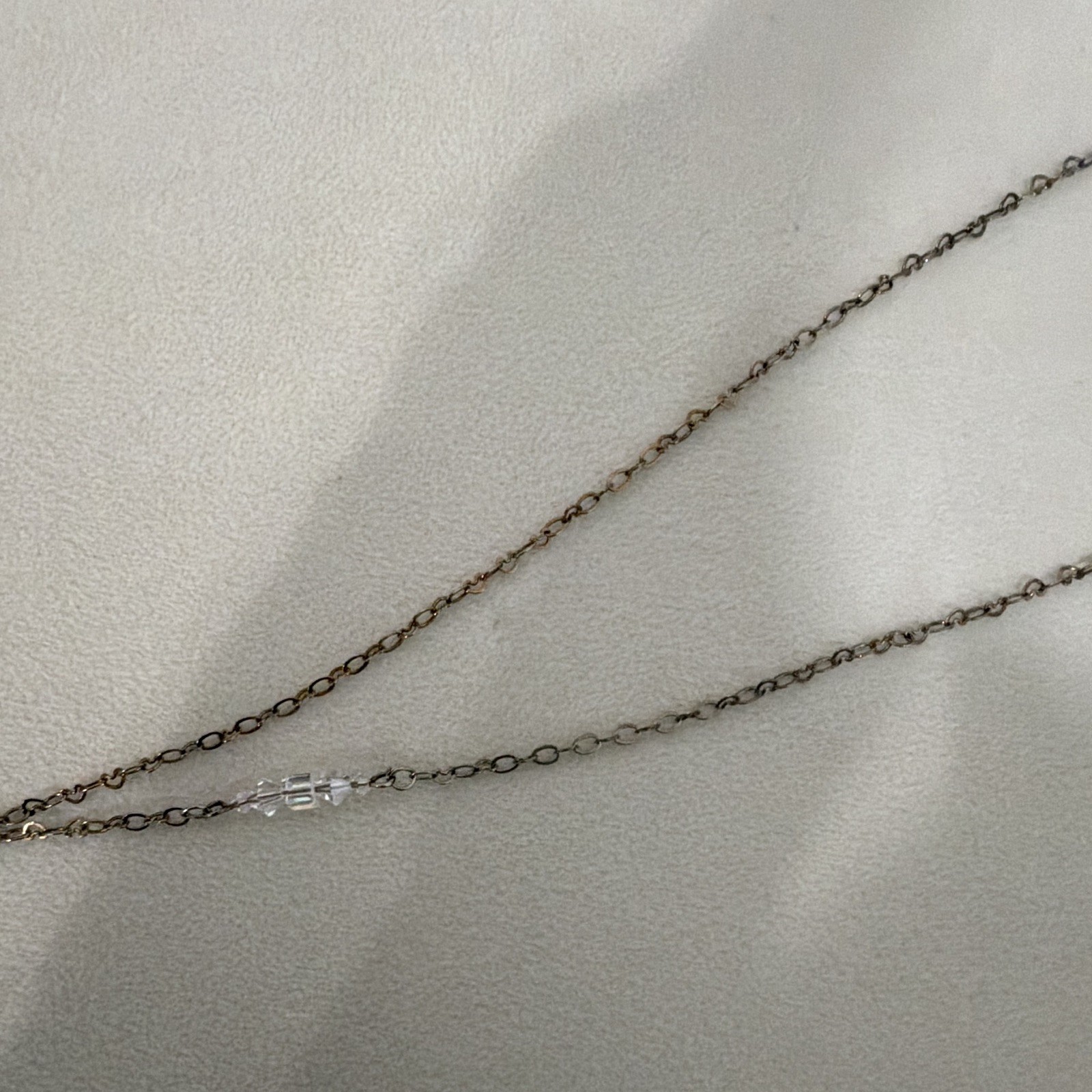 Chrystal necklace with bronze chain