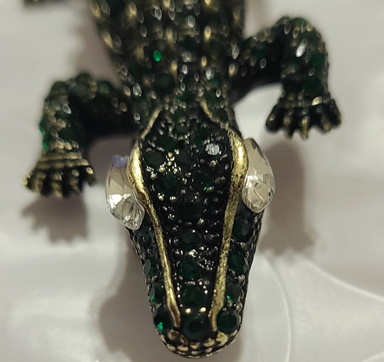 Vintage Green Rhinestone Alligator Brooch w/White Rhinestone Eyes In Gold Tone