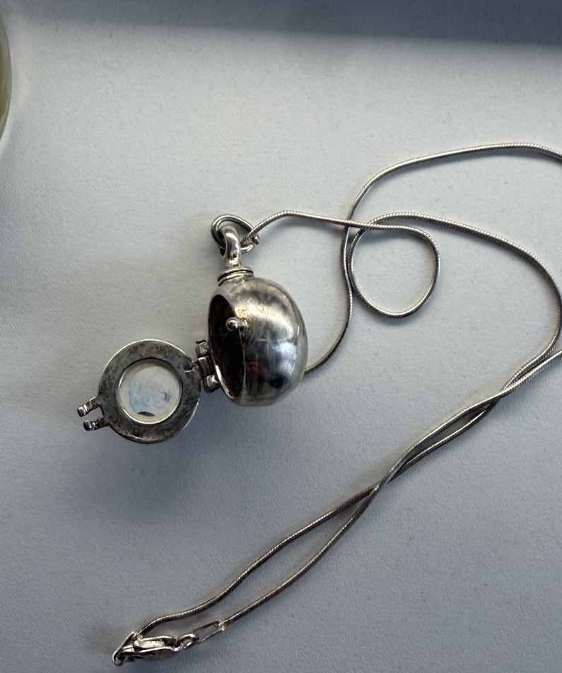 Silver Tone Round Locket Pendant Necklace Clear Glass Dome Snake Chain Lobster