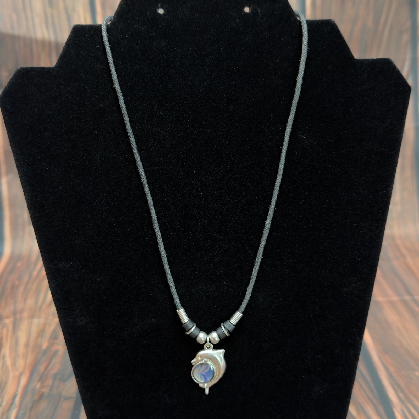 Vintage Y2K Mood Dolphin Necklace Color Change Pendant Black Cord Beach Boho