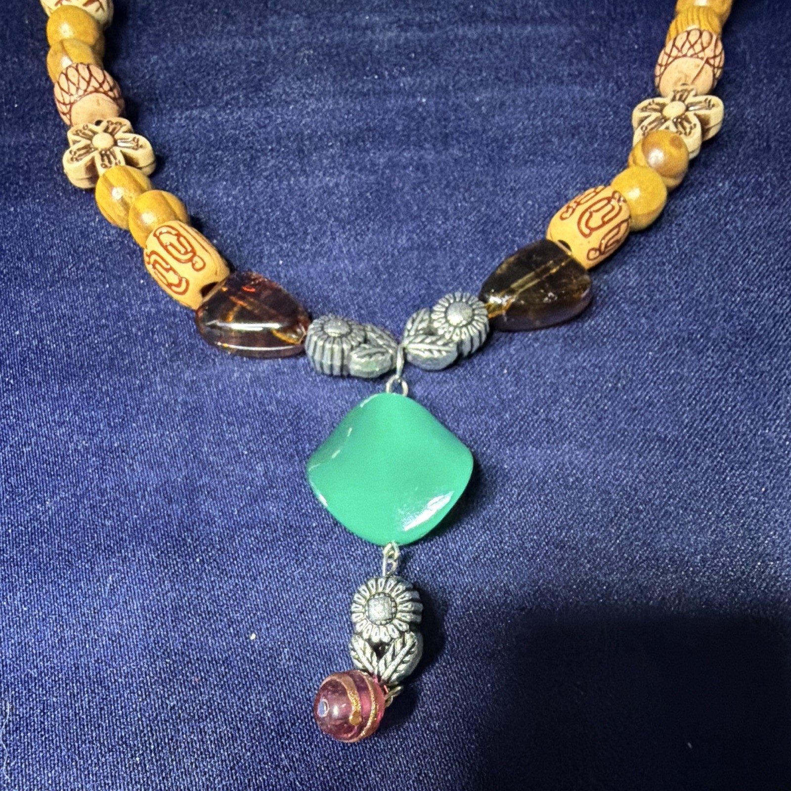 Multicolor Beaded Ball/Bead Chain Necklace Green Cushion Charm Pendant Hook