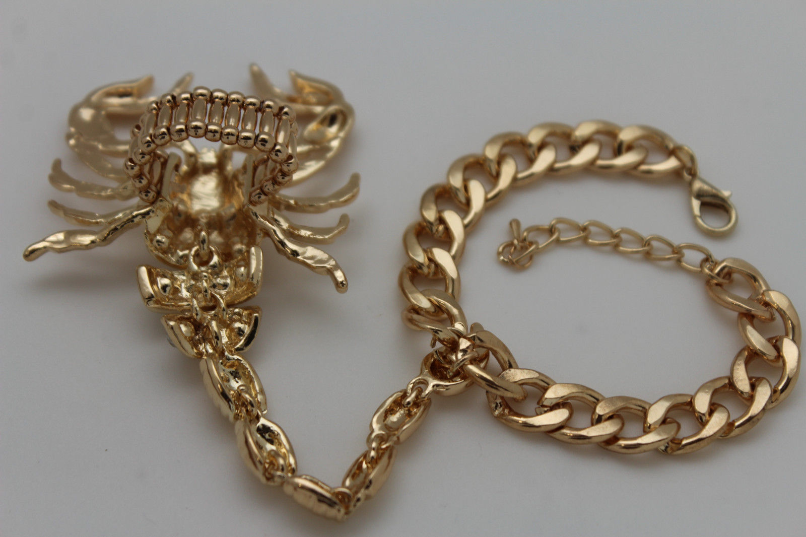 New Women Shinny Gold Scorpion Hand Chains Slave Bracelet Ring Fashion Jewelry