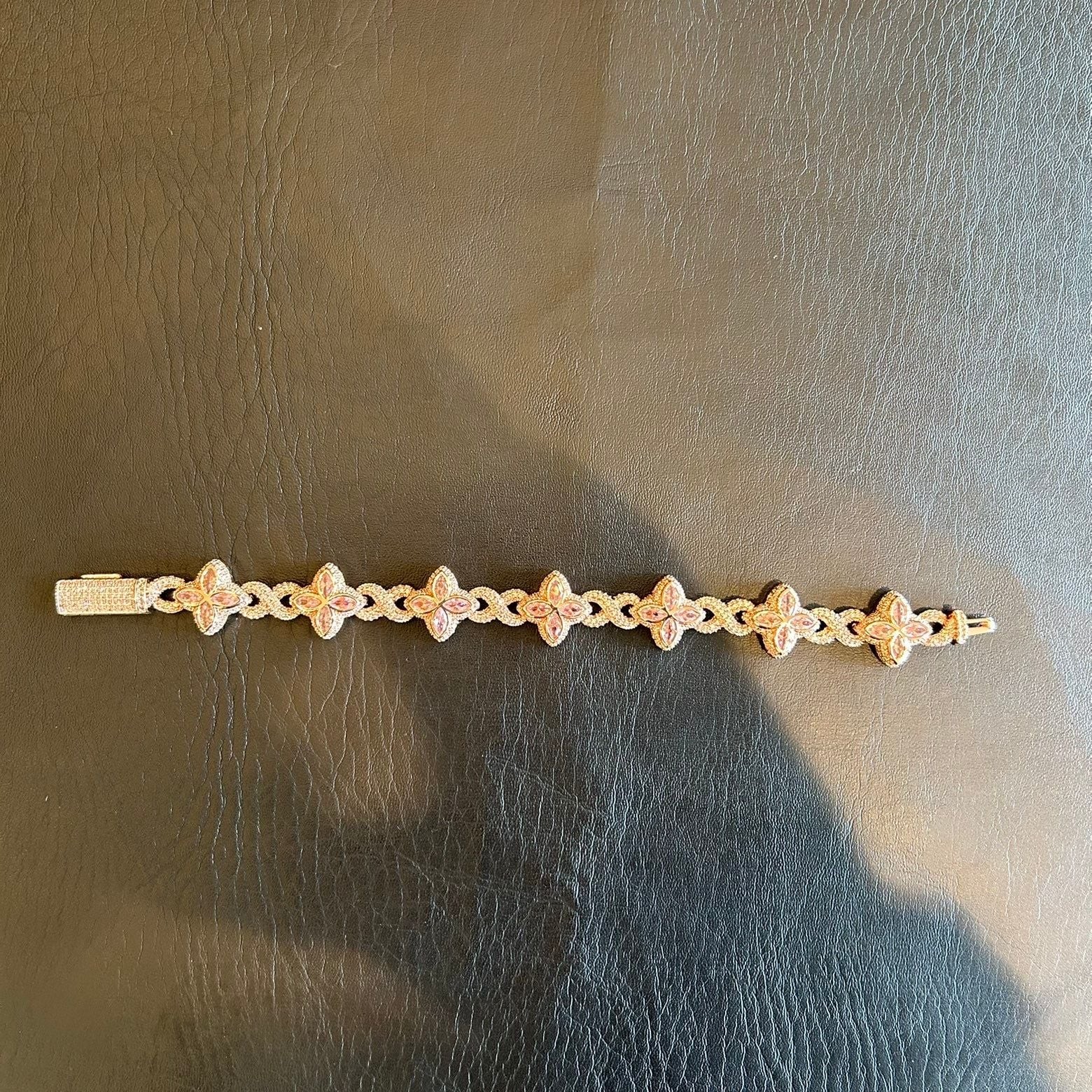 Brand New Rose Gold Clover Bracelet 7 Inch VVS1 Moissanite