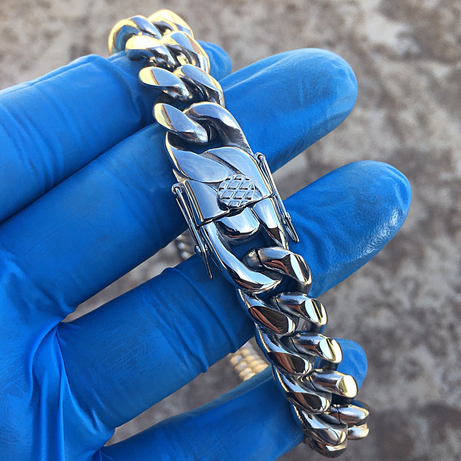 Mens 18″ In Choker Chain Stainless Steel 14MM Cuban Link Heavy Hip Hop Necklace
