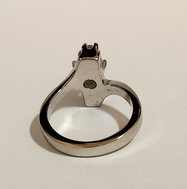 New Lady’s Women’s Girl’s Rhodium Plated 3 Clear Round CZ’s Fashion Ring Size 7