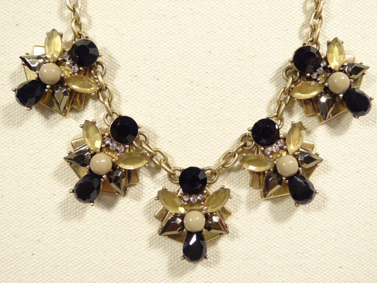 J Crew Black Yellow Floral Pendant Necklace 18″-20.5″ Gold Tone