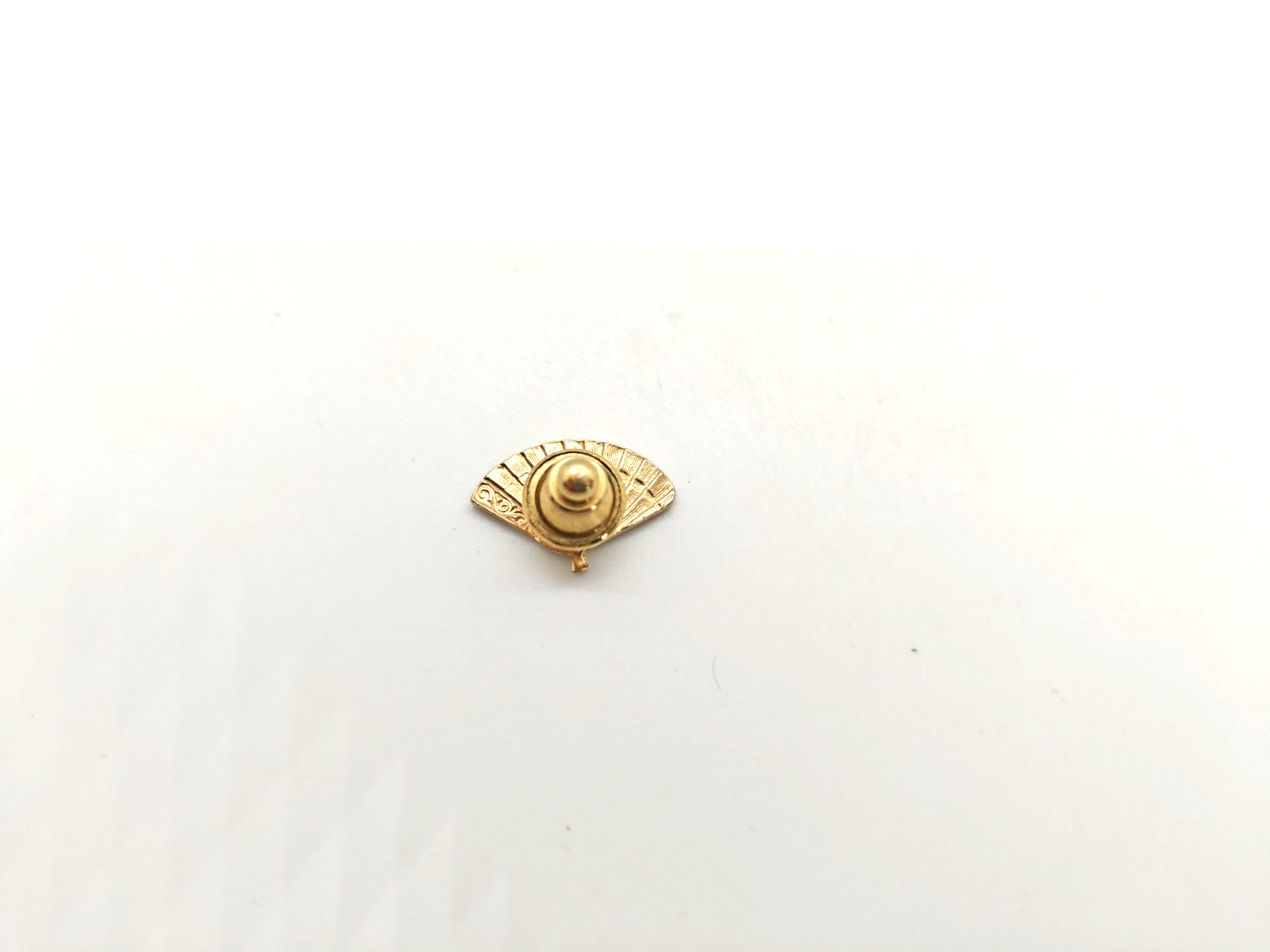 Vintage Pleated Fan Brooch Pin Gold Tone Very Small 1/2 Inch