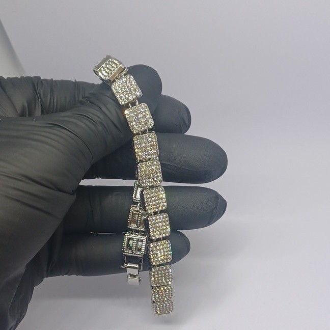 8.5″ 9mm Crystal Paved Cluster Box Bracelet Stainless Steel