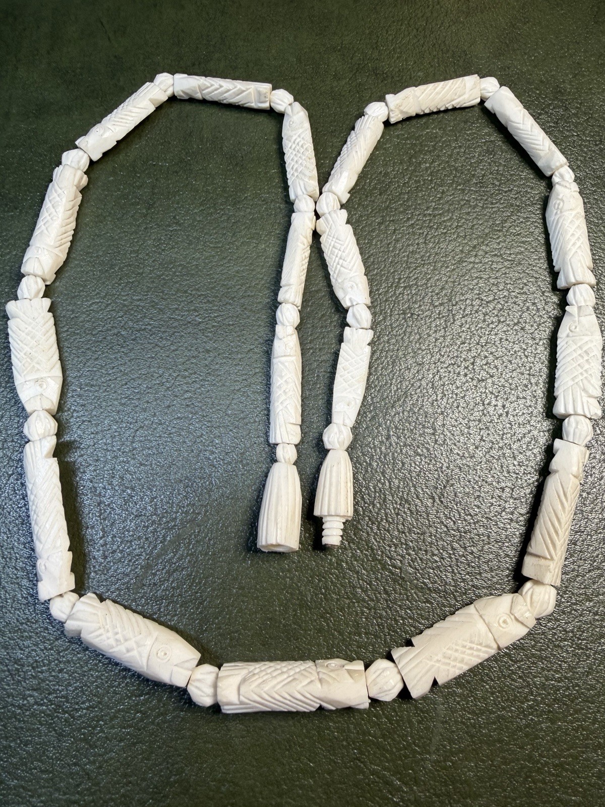 White Carved Bone Beaded Strand Necklace Ball/Bead Chain Screw Closure