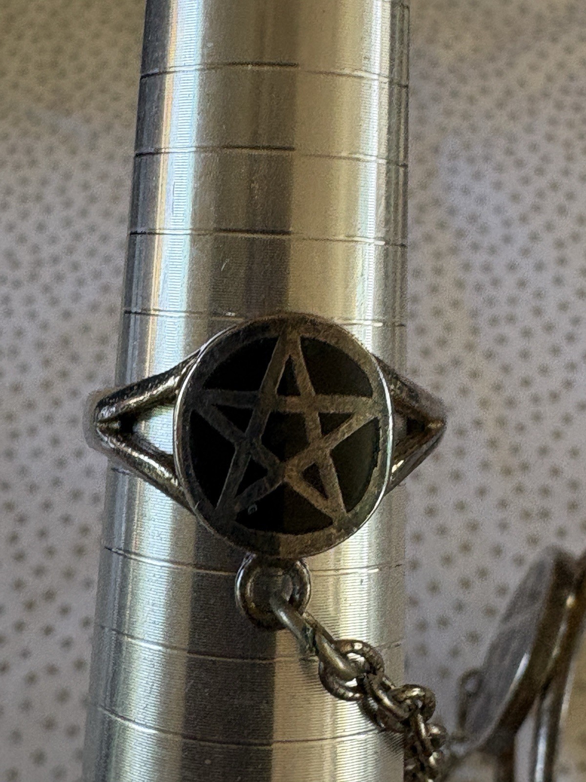 G & S 86 Silver Tone Pentagram Slave Chain Bracelet Attached Ring Size 10
