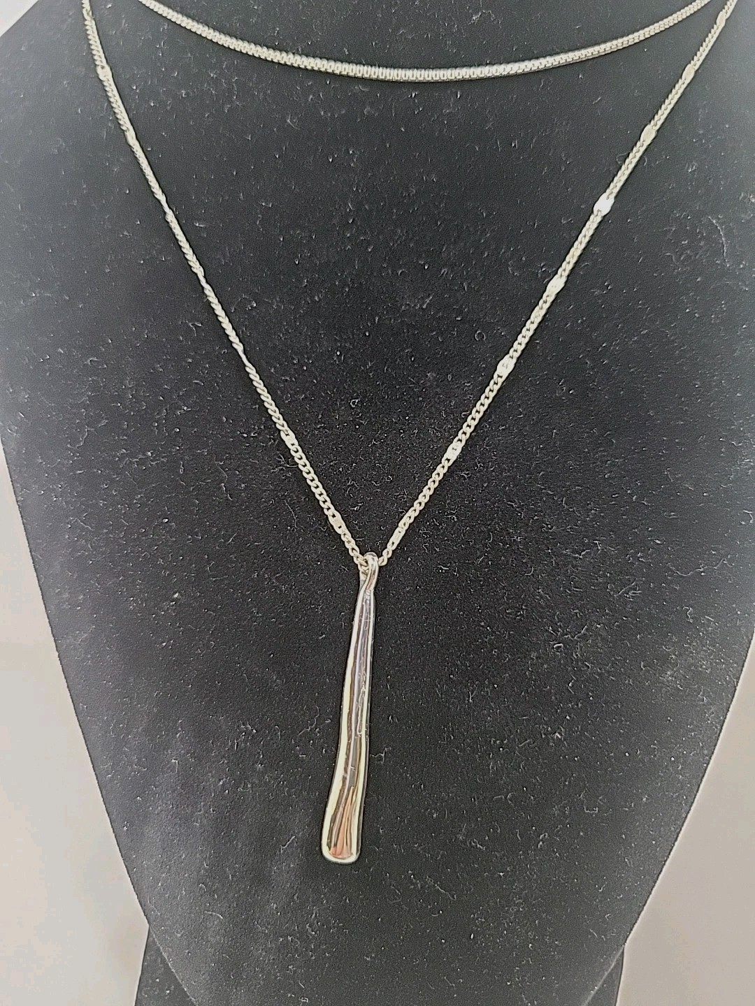 16″-18″ Jenny Bird Necklace Silver Tone Layered Pendant Two Strand Chain