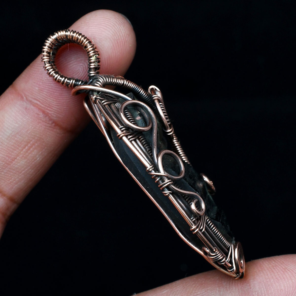 Beautiful Black Tourmaline Gemstone Handmade Copper Wire Pendant Jewelry CCP 043