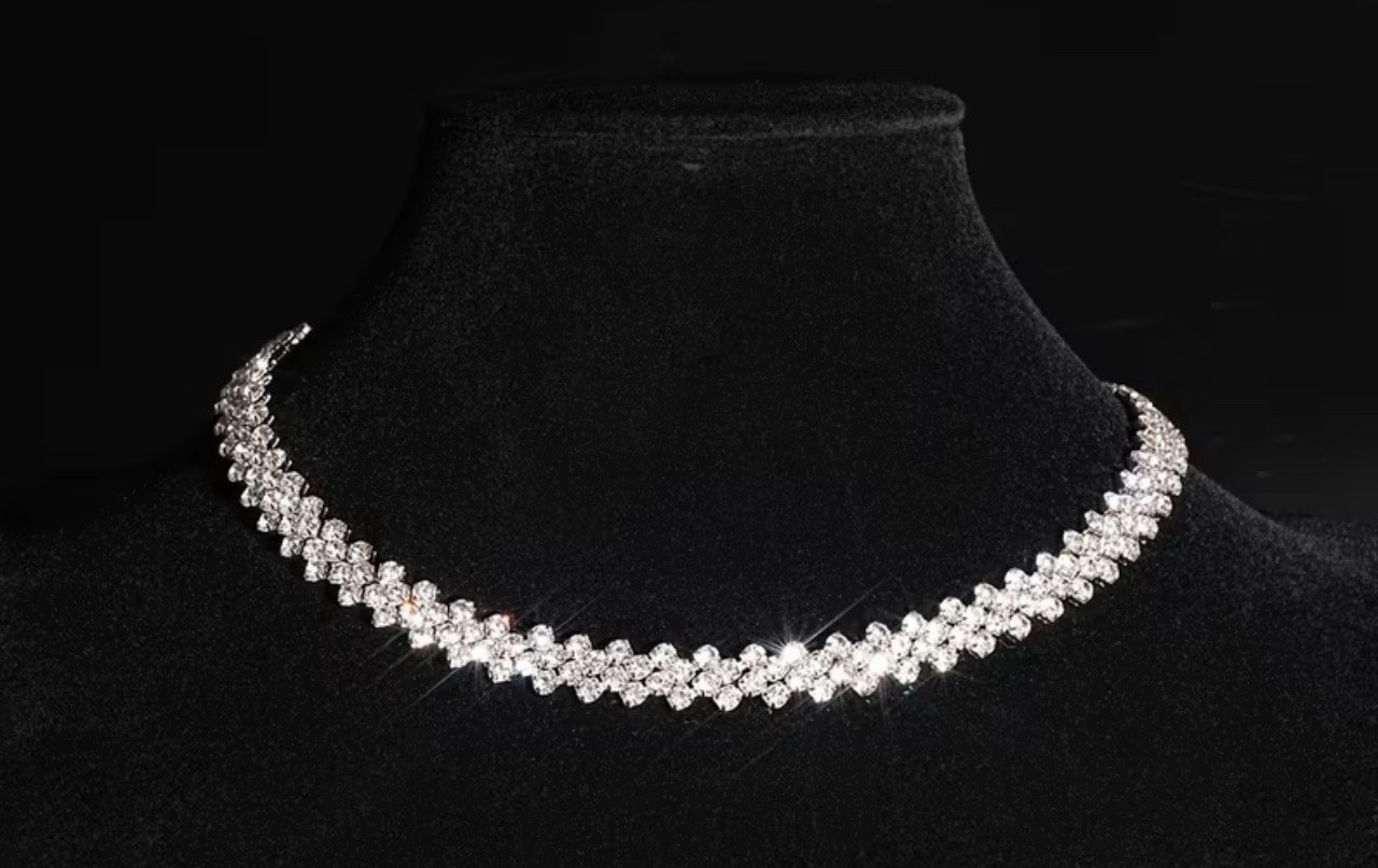 Silver Crystal Tennis Chain Necklace Round Prong Set Lobster Clasp 16.52in