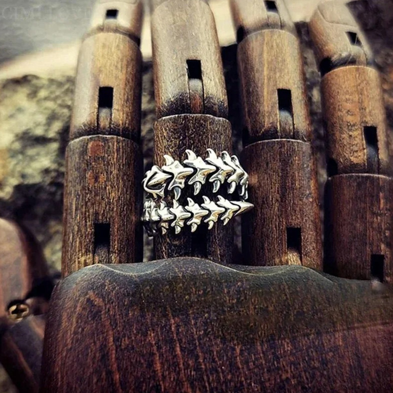1pc Vintage Gothic Spine Ring Antique Silver Open Punk Y2K Fashion Jewelry – NEW