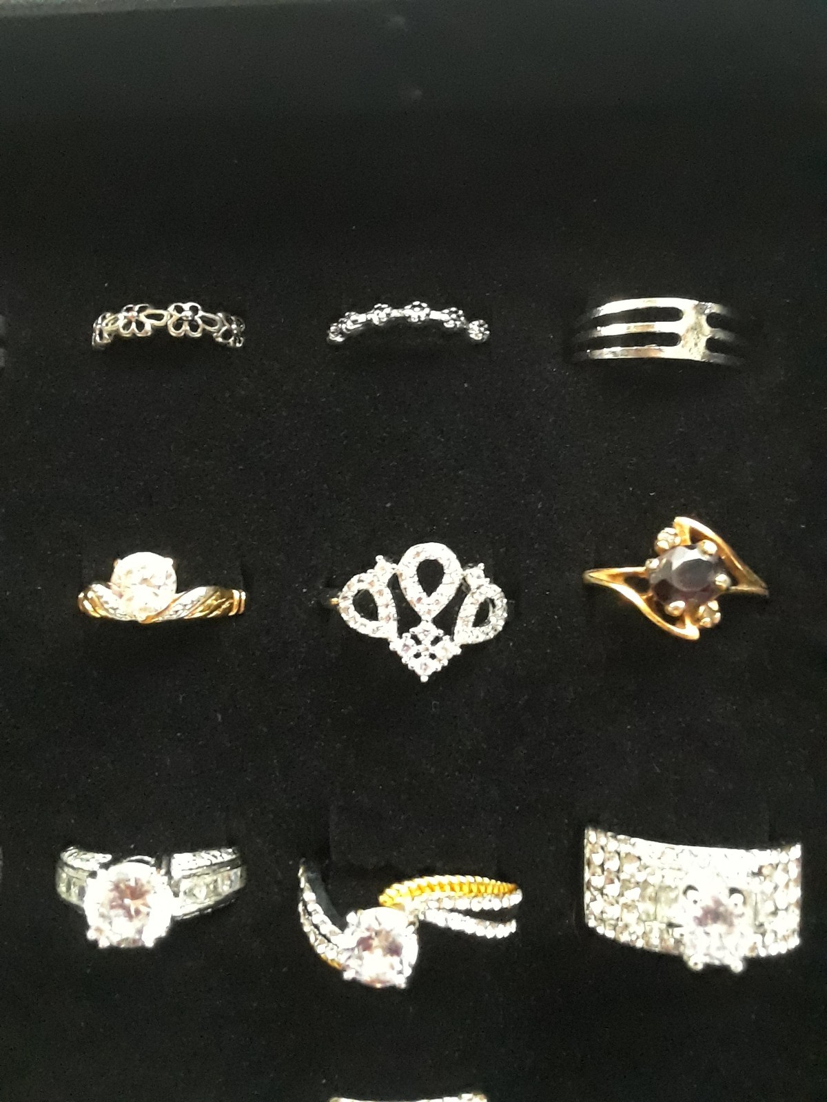 Wholesale Lot of 72 Rings Various Shapes and Sizes Men – Women Display Tray NWOT