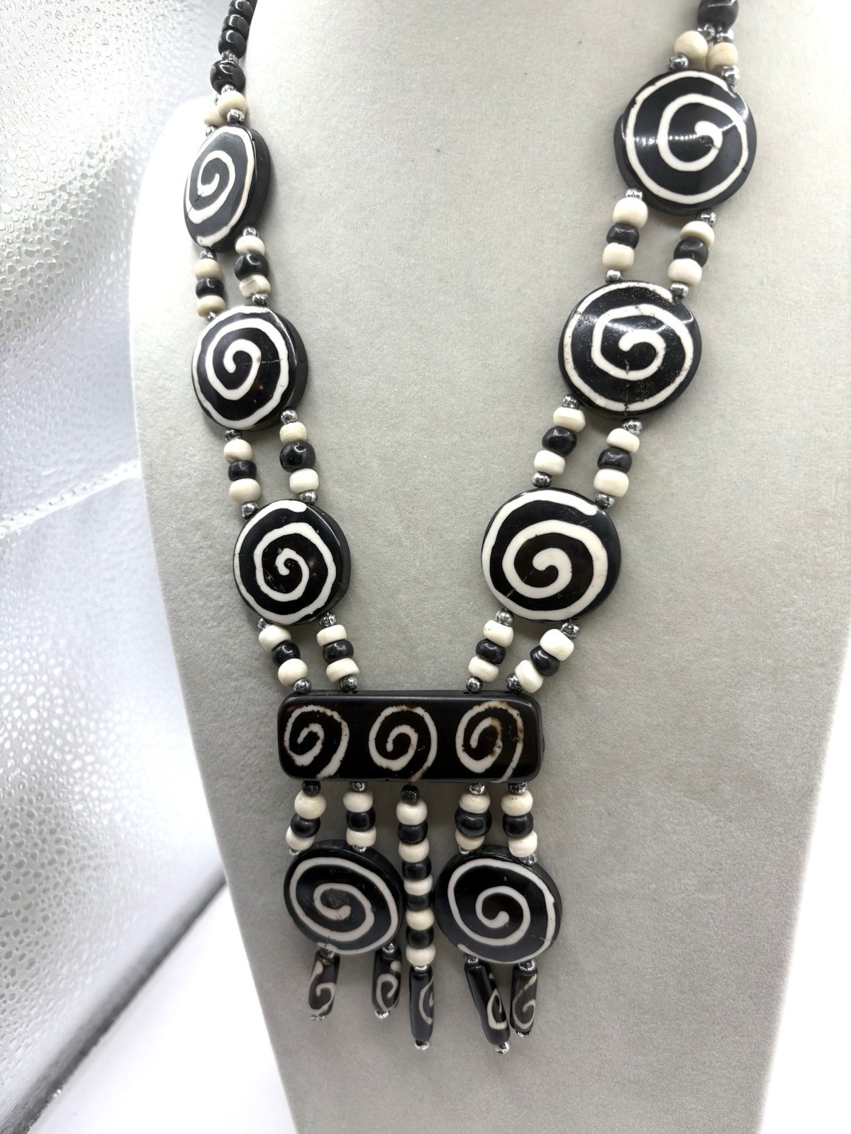 Black & Cream & Silver Tone Tribal Beaded Necklace