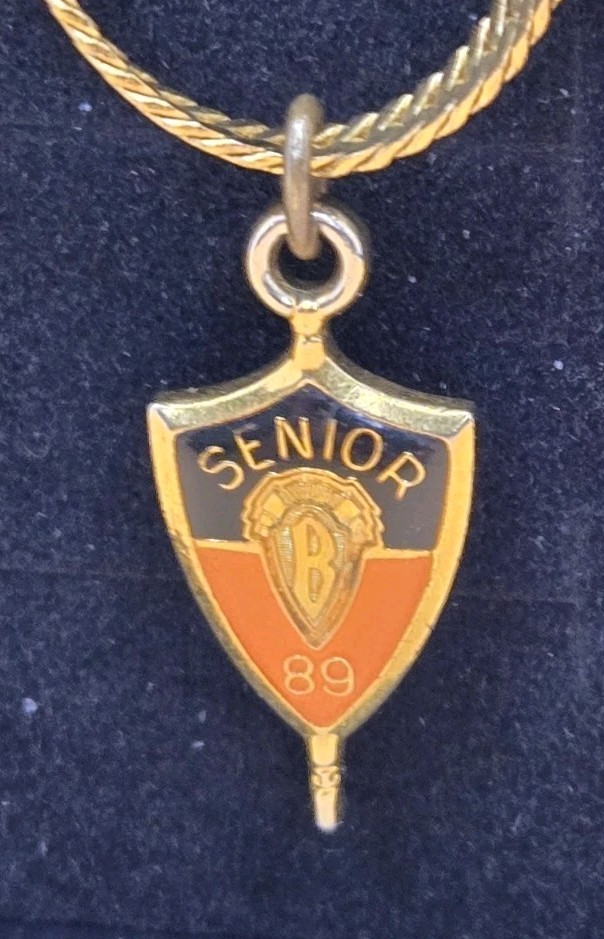 Vintage National Beta Club 89 (B) Blue/Orange Pendant Bracelet – by Jostens