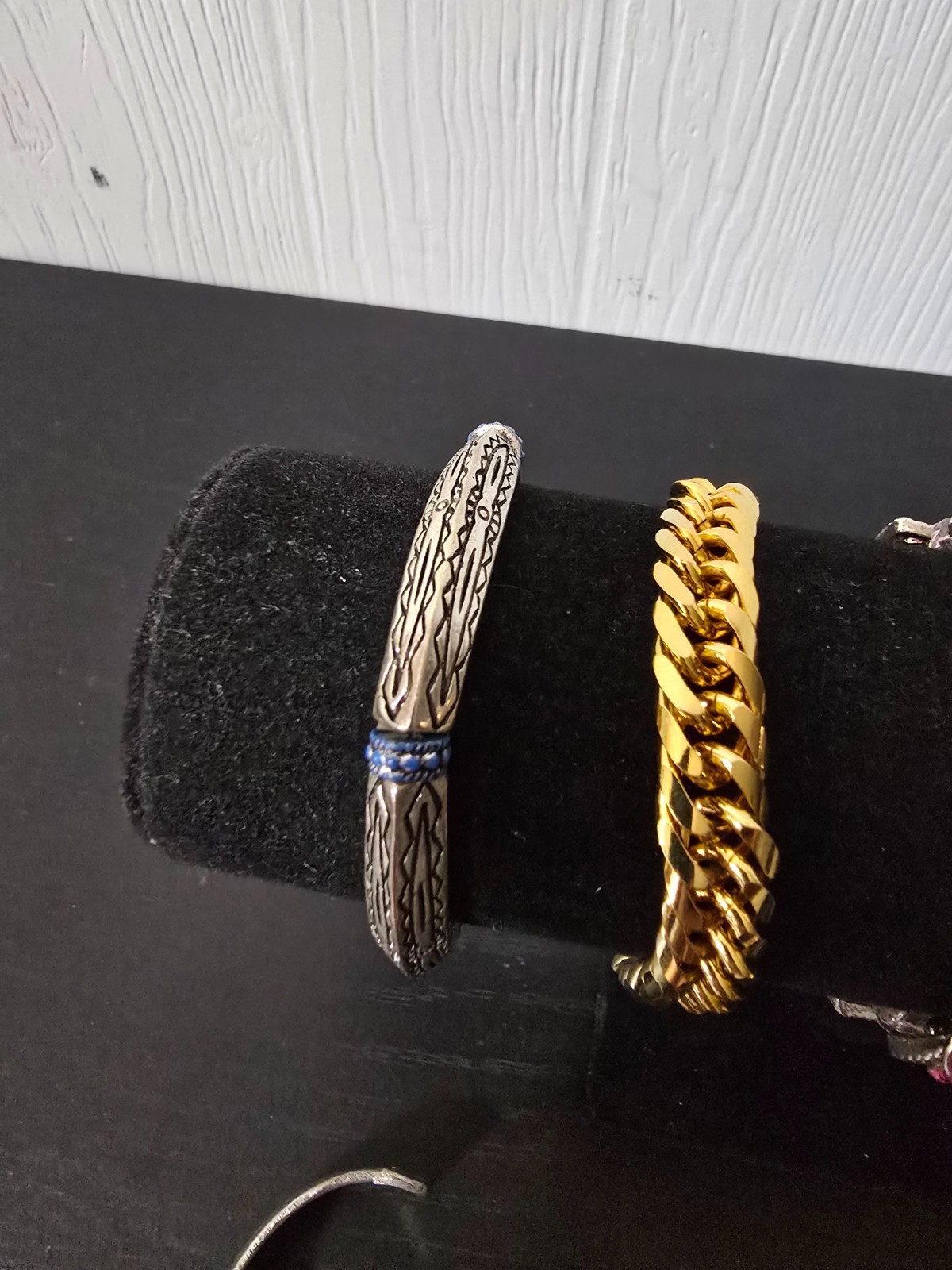 Mixed metal materials and colors Lot of 8 bracelets