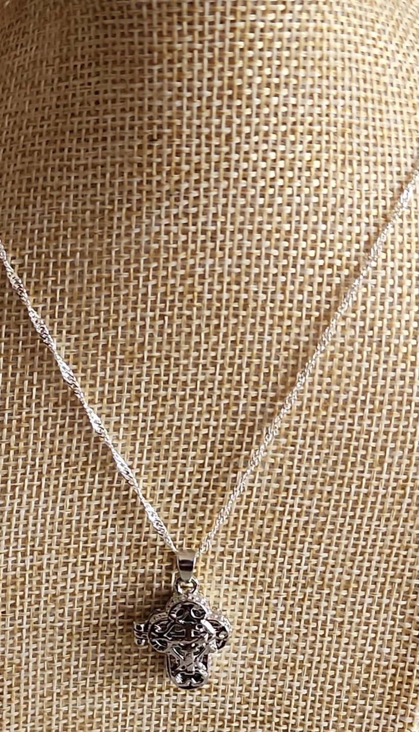 Silver-Tone Metal Alloy CROSS Pendant Necklace Locket ~ Singapore Twisted Chain