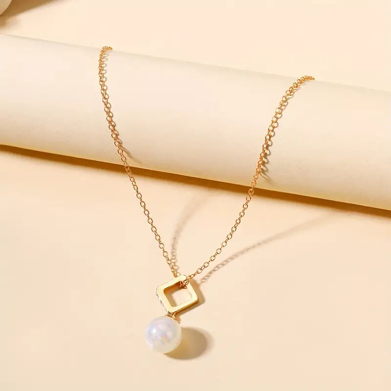 Imitation Pearl Square Pendant, Rhinestones Inlaid Zinc Alloy Necklace