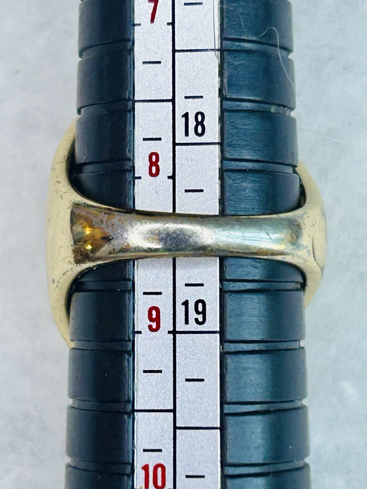 Vintage Black Acrylic Statement Ring (c. 1975–1985)