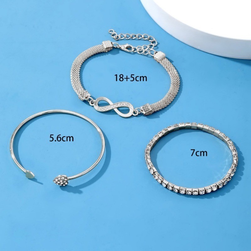 Women’s Fashion Heart Bracelet Inlaid Rhinestone Alloy Bracelet Jewelry Set