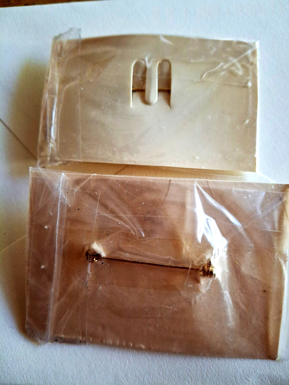 Jewelry 2 ladies Gold Tone airplane broch pins 2in length Fake Window Stones