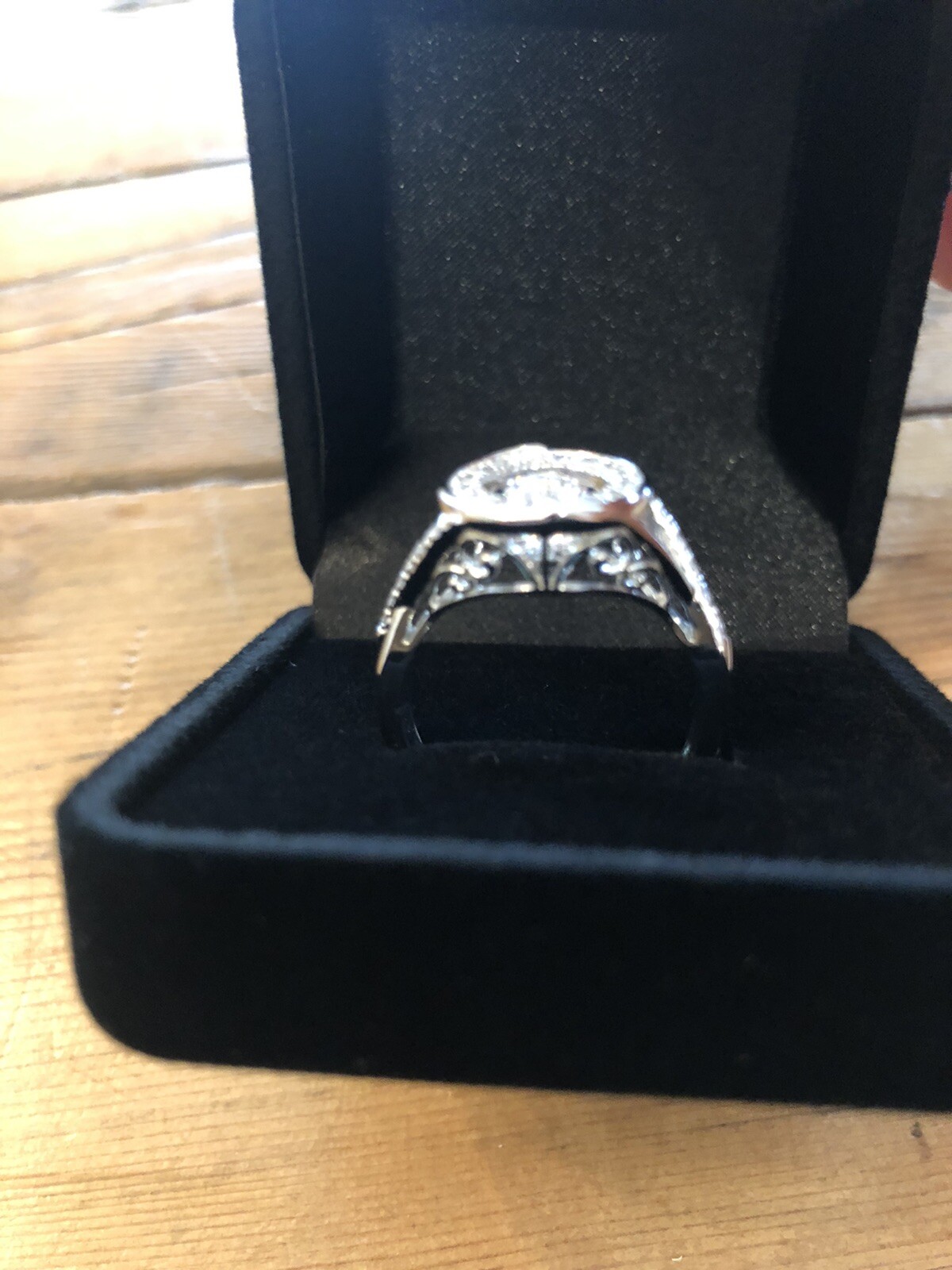 Avon Everlasting Love Ring Floating CZ Stone Raised Setting 925 Size 9