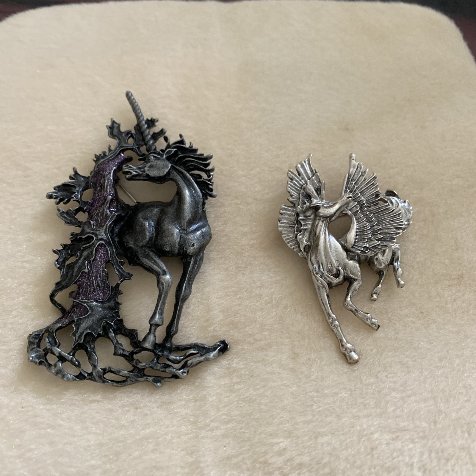 2 x Art Deco Style Vintage Unicorn Brooch Badge & a Pegasus Pin brooch